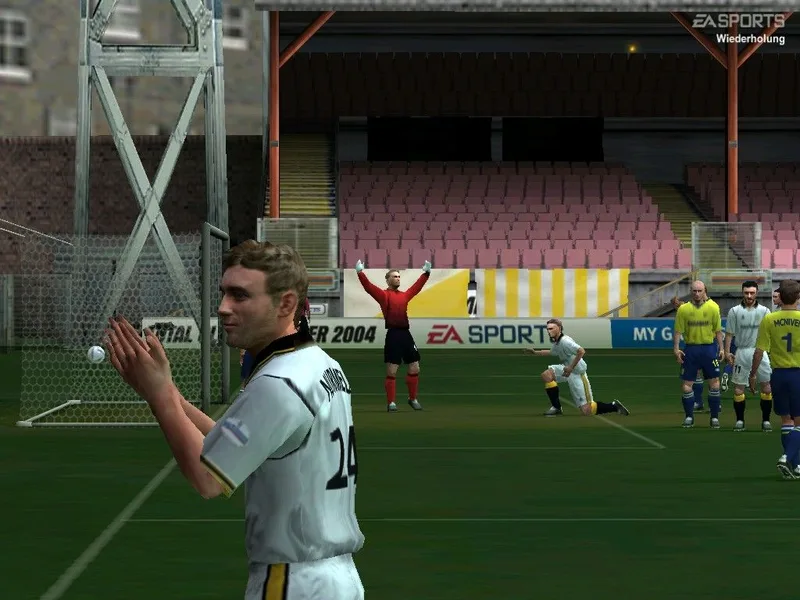 FIFA Football 2004 (GBA)